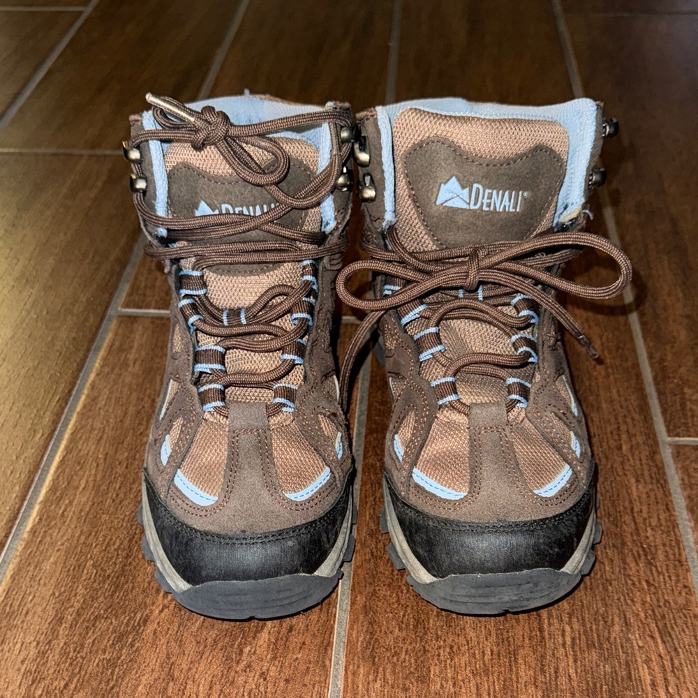 Denali Women's Brown Athletic Shoes